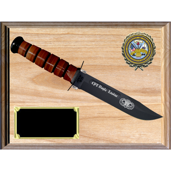 AR36 - ARMY RED ALDER PLAQUE (KA-BAR not included)